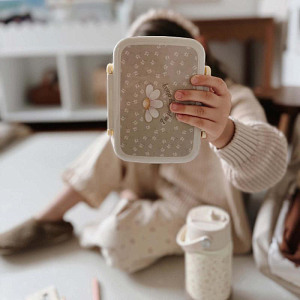 Ланч-бокс с разделителем Mrs. Ertha "Little Daisys", очарование маргариток